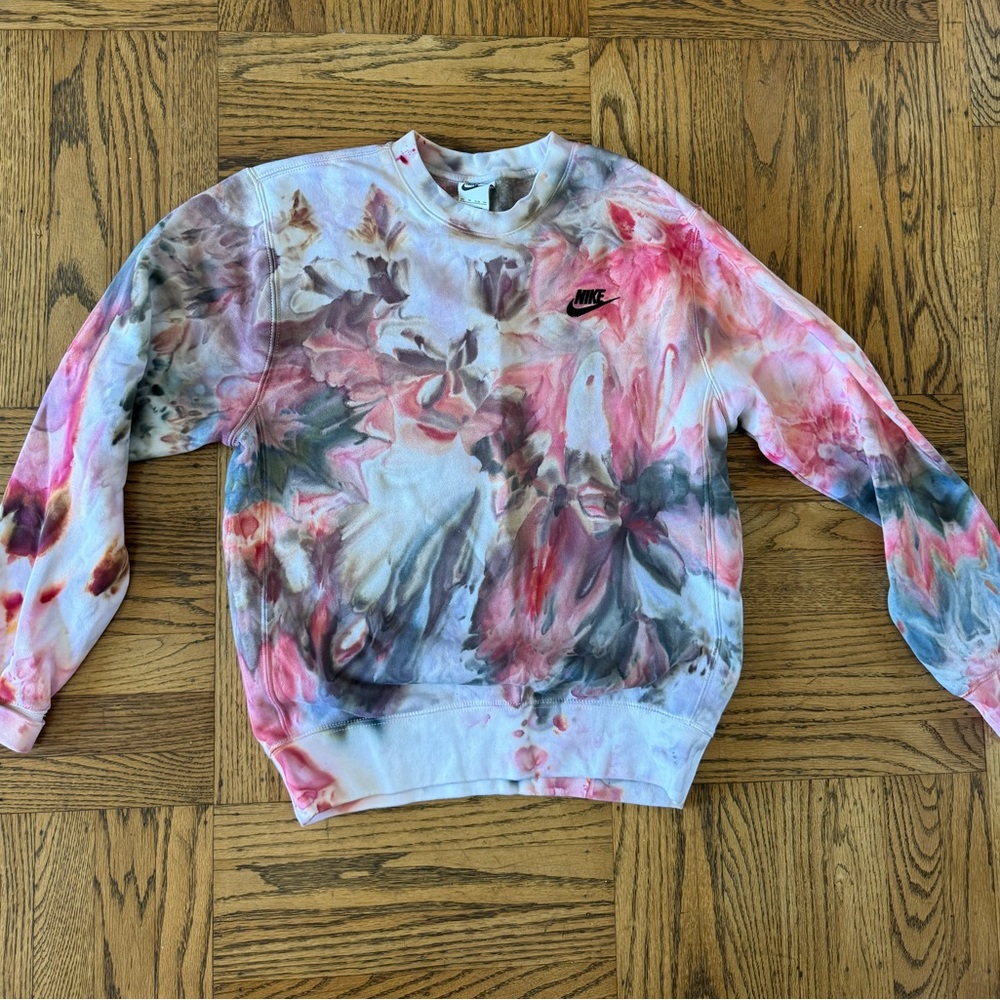 Nike Marble Tie Dye Crewneck Sweatshirt, XS